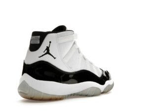 Air Jordan 11