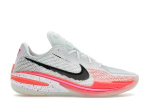 Basketball shoes