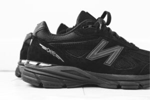 990v4