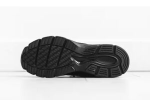 990v4